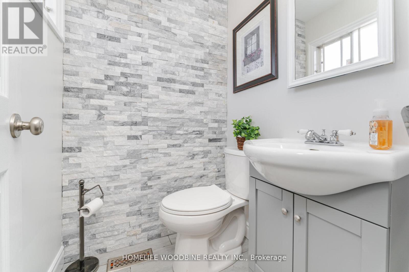 5 Stockman Crescent, Halton Hills, Ontario  L7G 1J5 - Photo 18 - W12311426