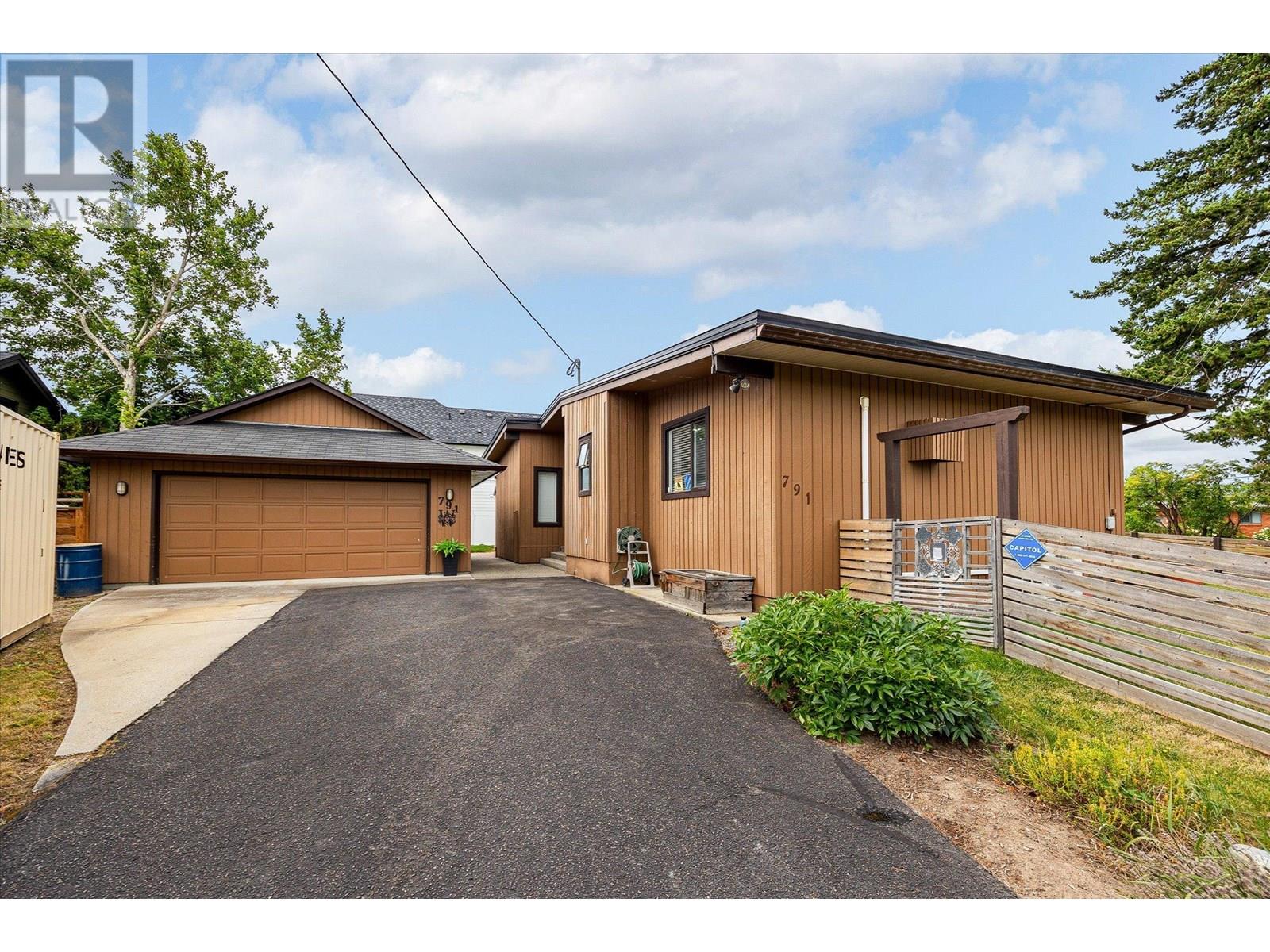 791 McCartney Road, west kelowna, British Columbia