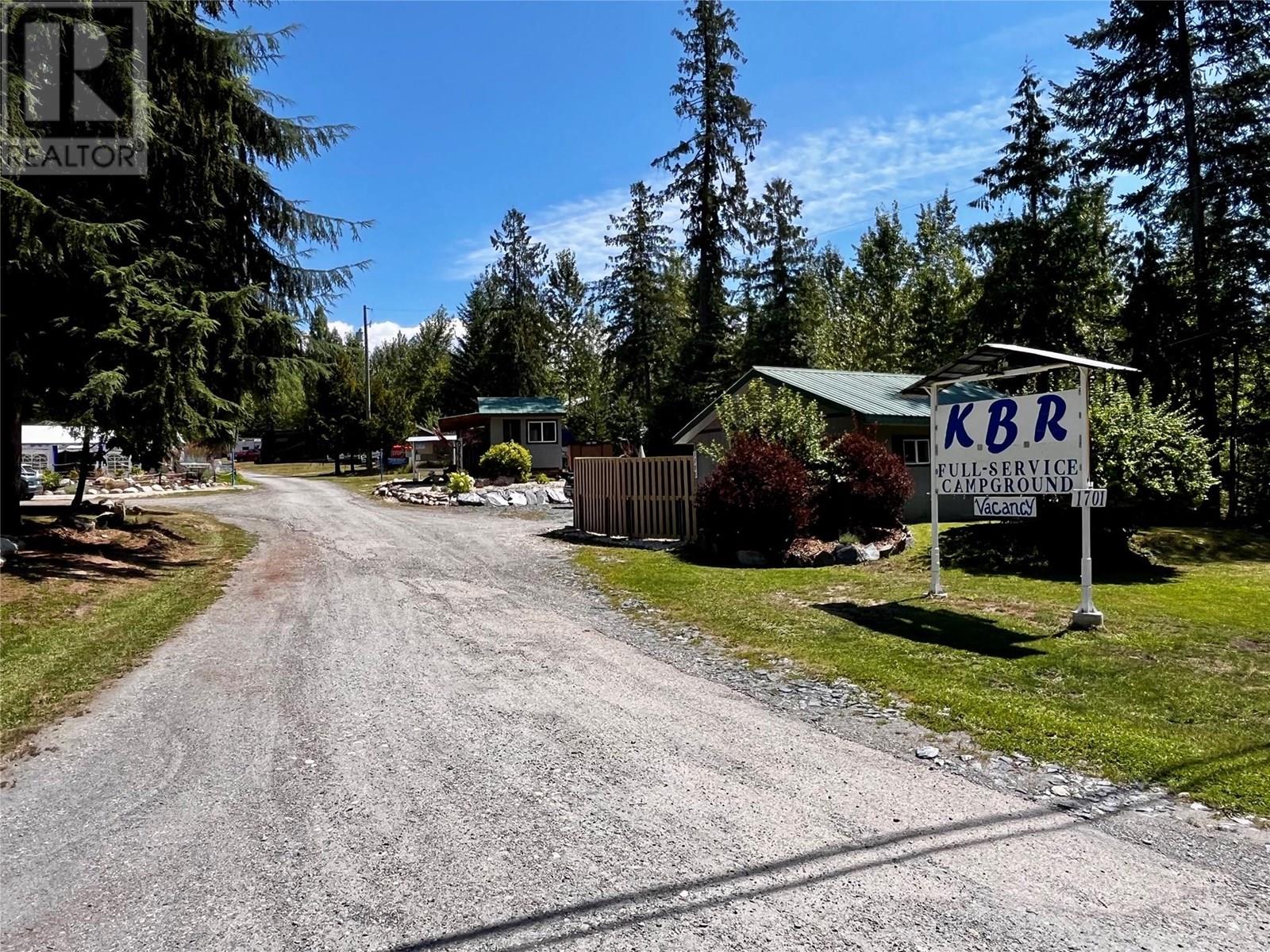 1701 Highway 23 Highway, Nakusp, British Columbia