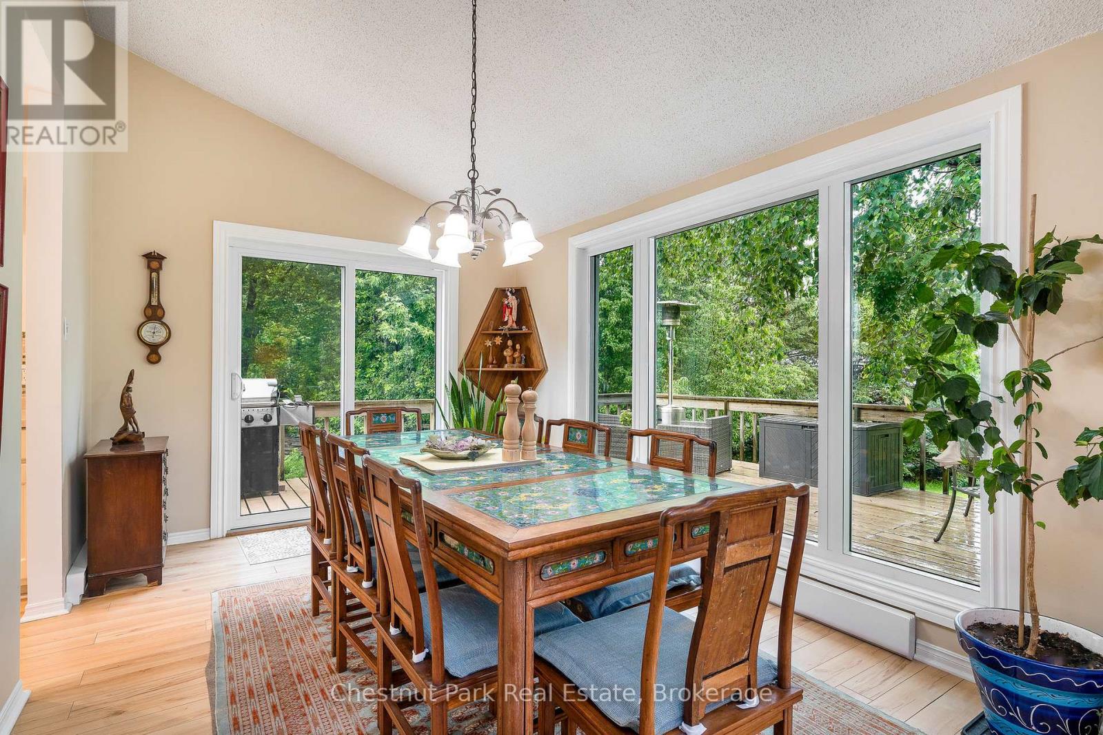 164 Slabtown Road, Blue Mountains, Ontario  N0H 1J0 - Photo 13 - X12311543