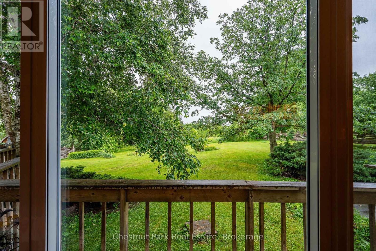 164 Slabtown Road, Blue Mountains, Ontario  N0H 1J0 - Photo 17 - X12311543