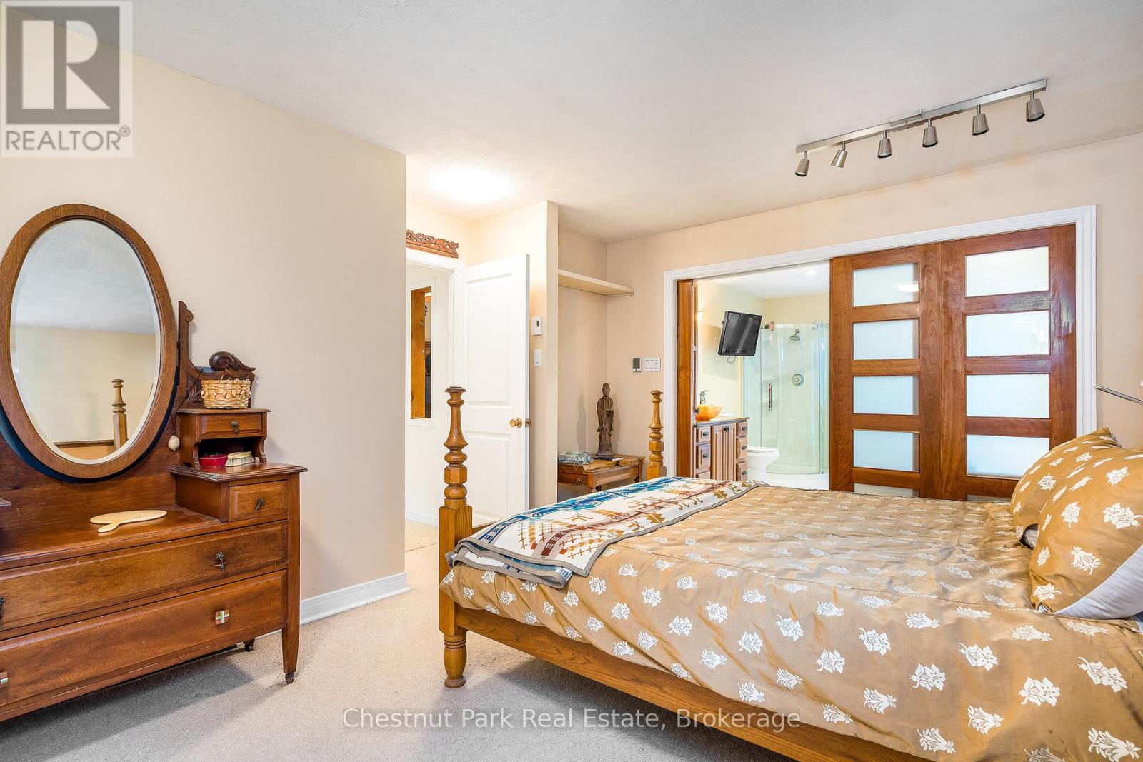164 Slabtown Road, Blue Mountains, Ontario  N0H 1J0 - Photo 24 - X12311543