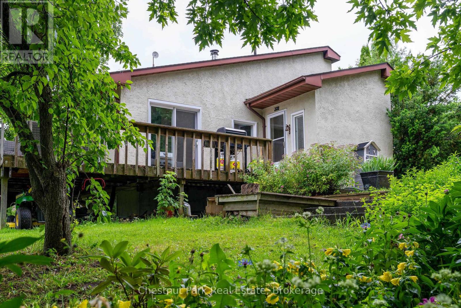 164 Slabtown Road, Blue Mountains, Ontario  N0H 1J0 - Photo 5 - X12311543