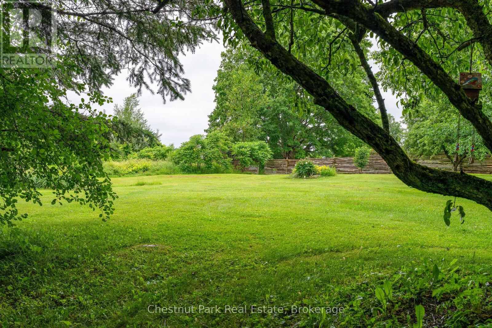 164 Slabtown Road, Blue Mountains, Ontario  N0H 1J0 - Photo 6 - X12311543