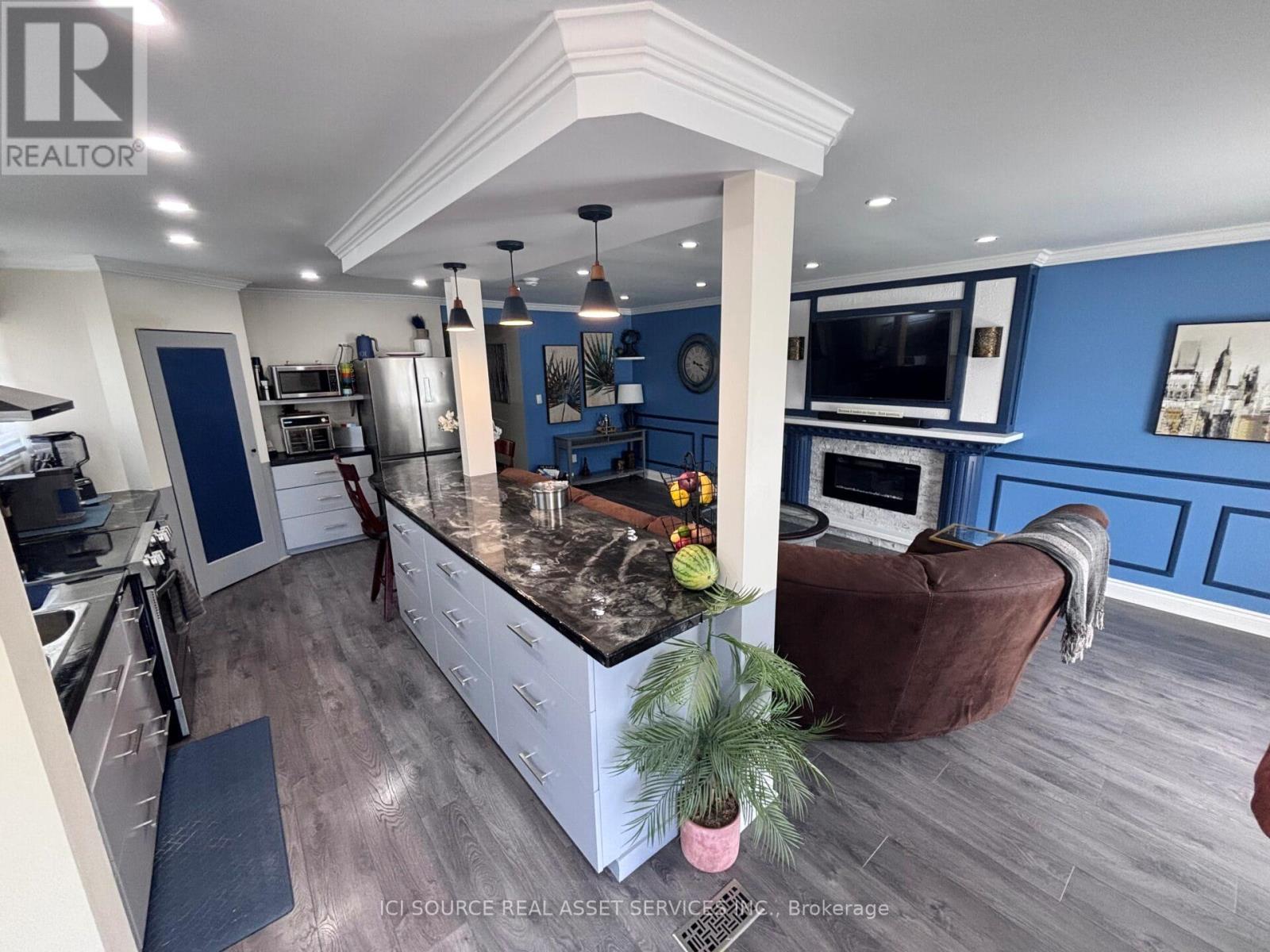 Property at 73 MARC BOULEVARD image 4