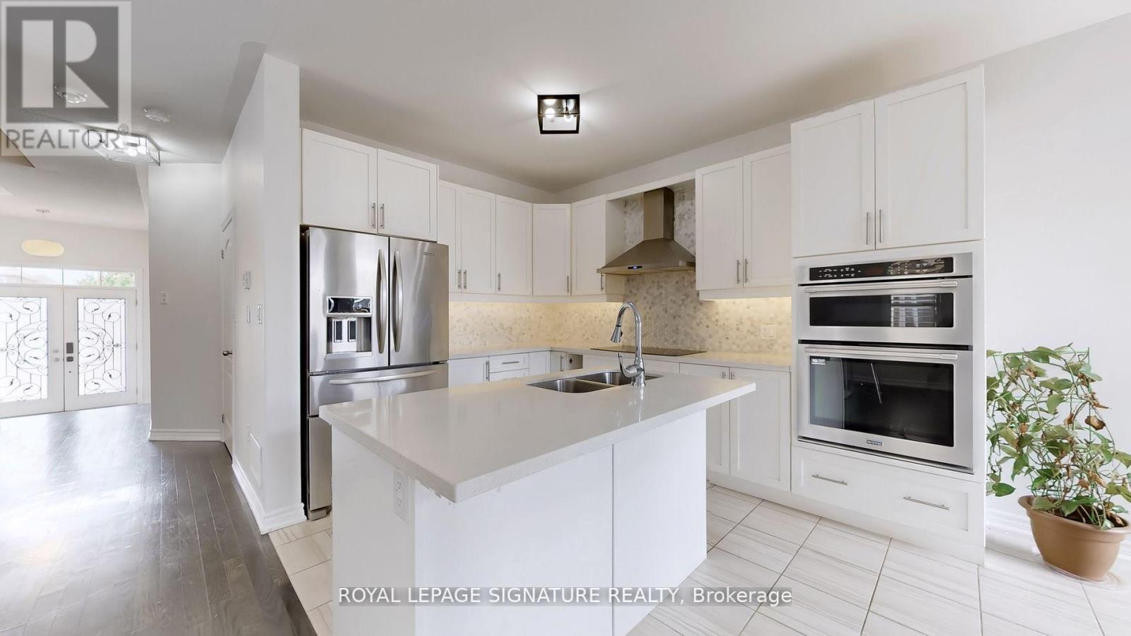 Property at 62 MOSES CRESCENT image 3