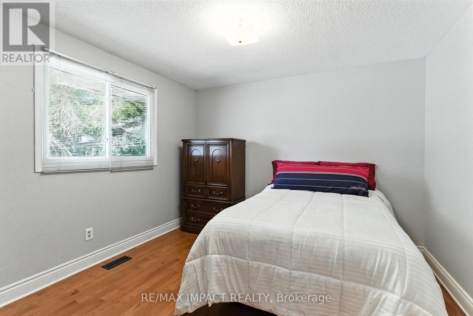 28 Pinewood Crescent, Kawartha Lakes, Ontario  L0A 1K0 - Photo 24 - X12311634