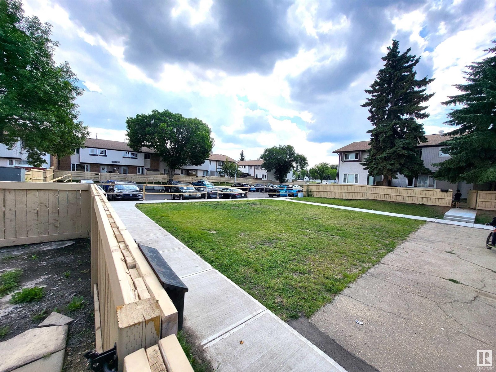 Property at #4 14125 82 ST NW image 2