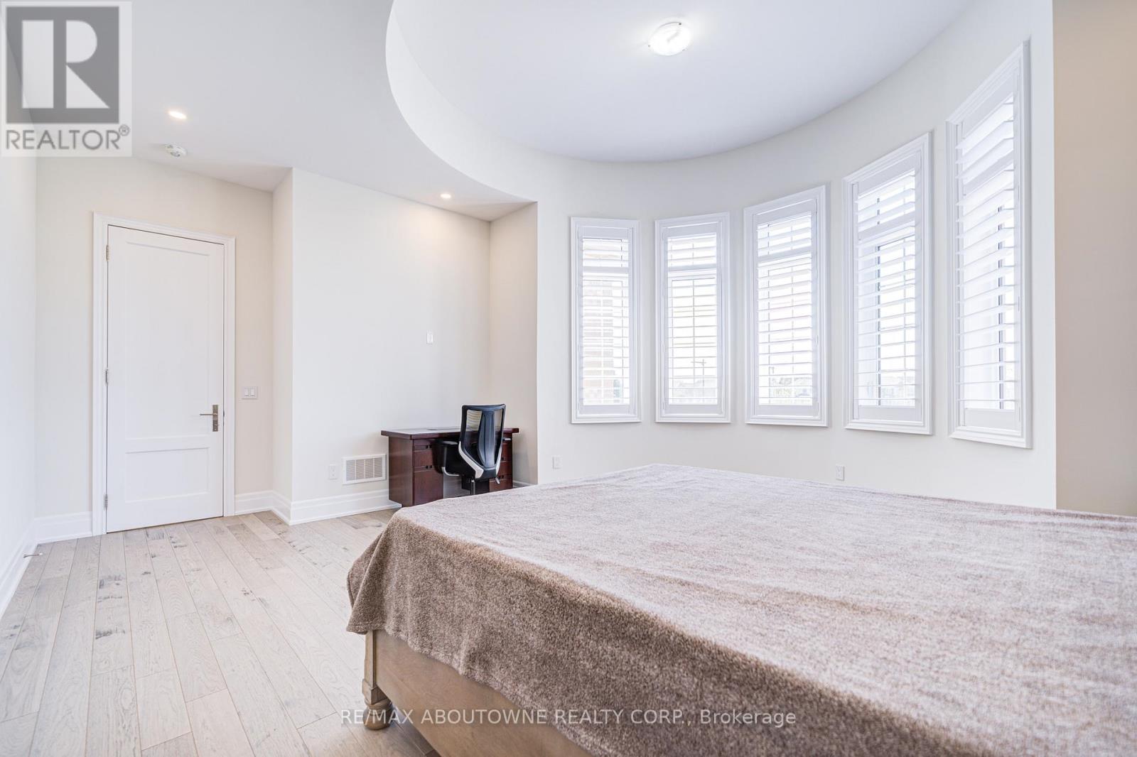 2359 Saw Whet Boulevard, Oakville, Ontario  L6M 5M8 - Photo 35 - W12311489