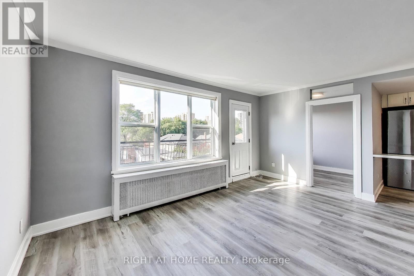 9 - 1744 Wilson Avenue, Toronto, Ontario  M3L 1A8 - Photo 3 - W12311541
