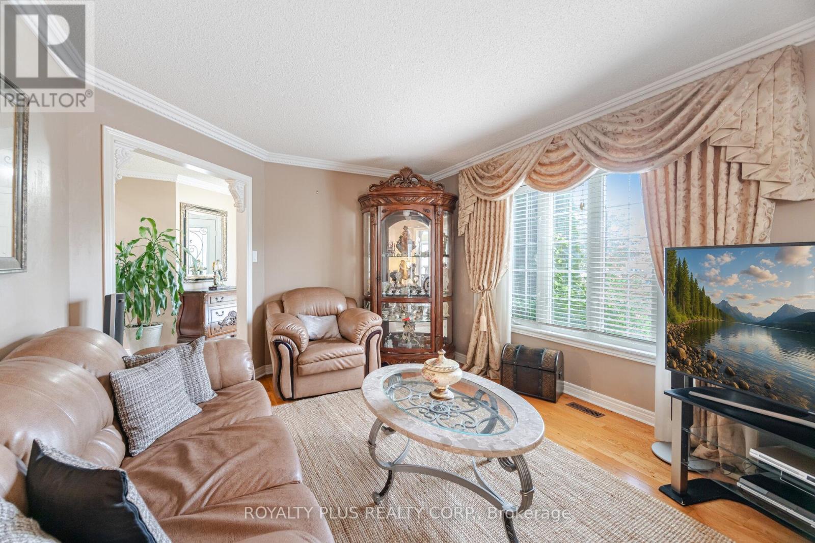 116 Frank Johnston Road, Caledon, Ontario  L7E 2L7 - Photo 9 - W12311569