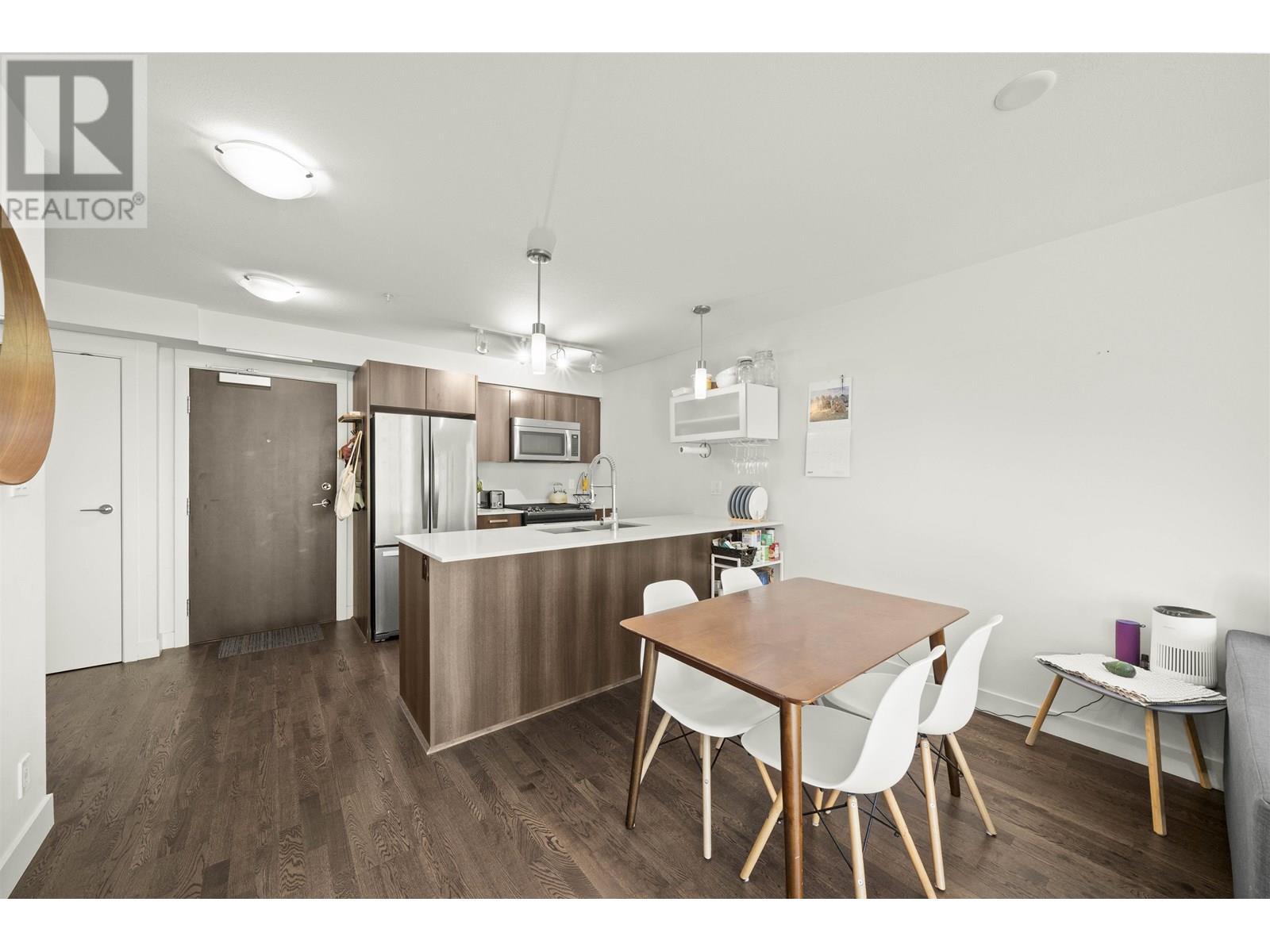 218 7058 14th Avenue, Burnaby, British Columbia  V3N 0E6 - Photo 3 - R3031209