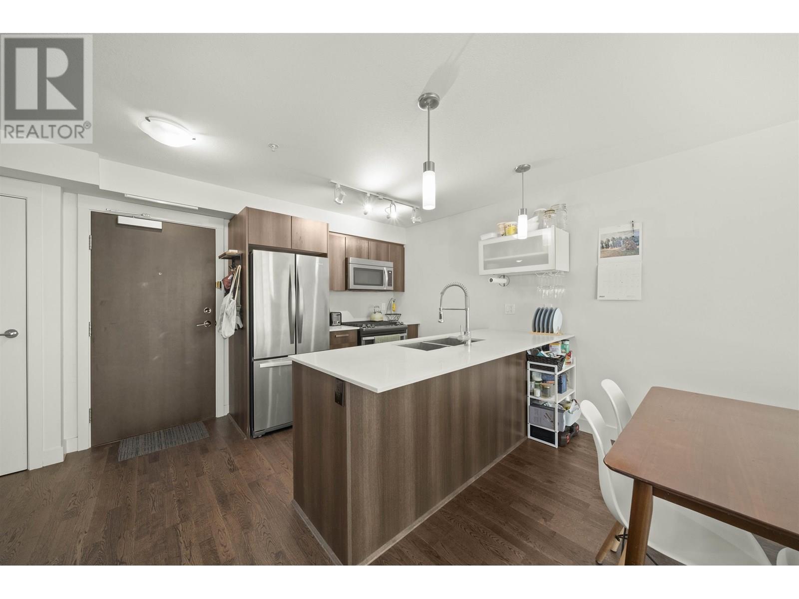 218 7058 14th Avenue, Burnaby, British Columbia  V3N 0E6 - Photo 4 - R3031209