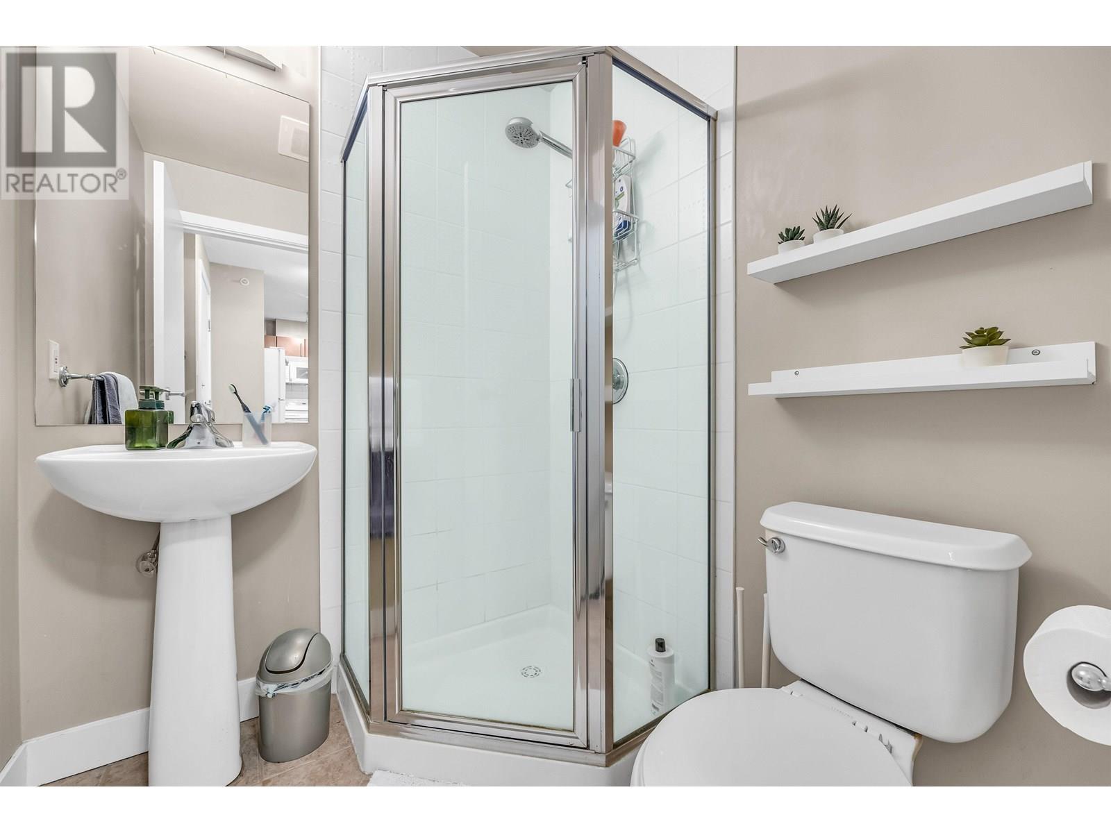 403 7088 Mont Royal Square, Vancouver, British Columbia  V5S 4X7 - Photo 17 - R3031259