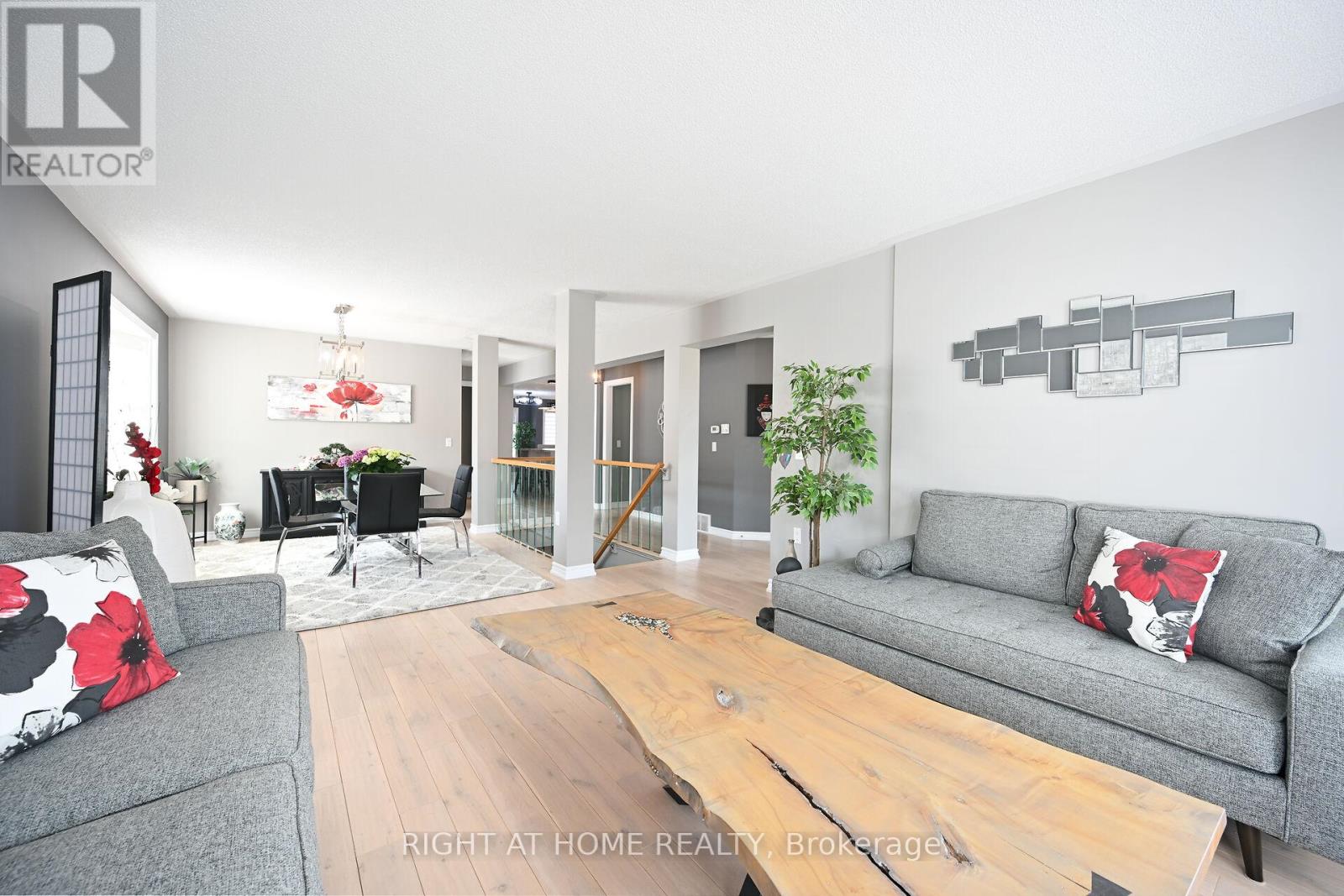 106 Bushmill Circle, Hamilton, Ontario  L8B 1A5 - Photo 17 - X12311531