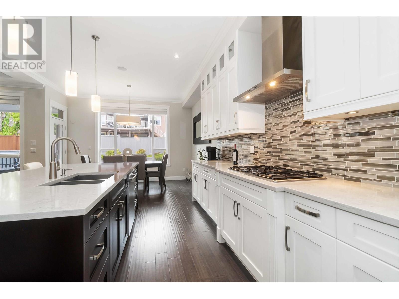Property at 3459 DARWIN AVENUE image 4