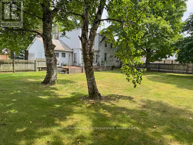 600 Fishleigh Street, Huron East, Ontario  N0G 1H0 - Photo 17 - X12311608