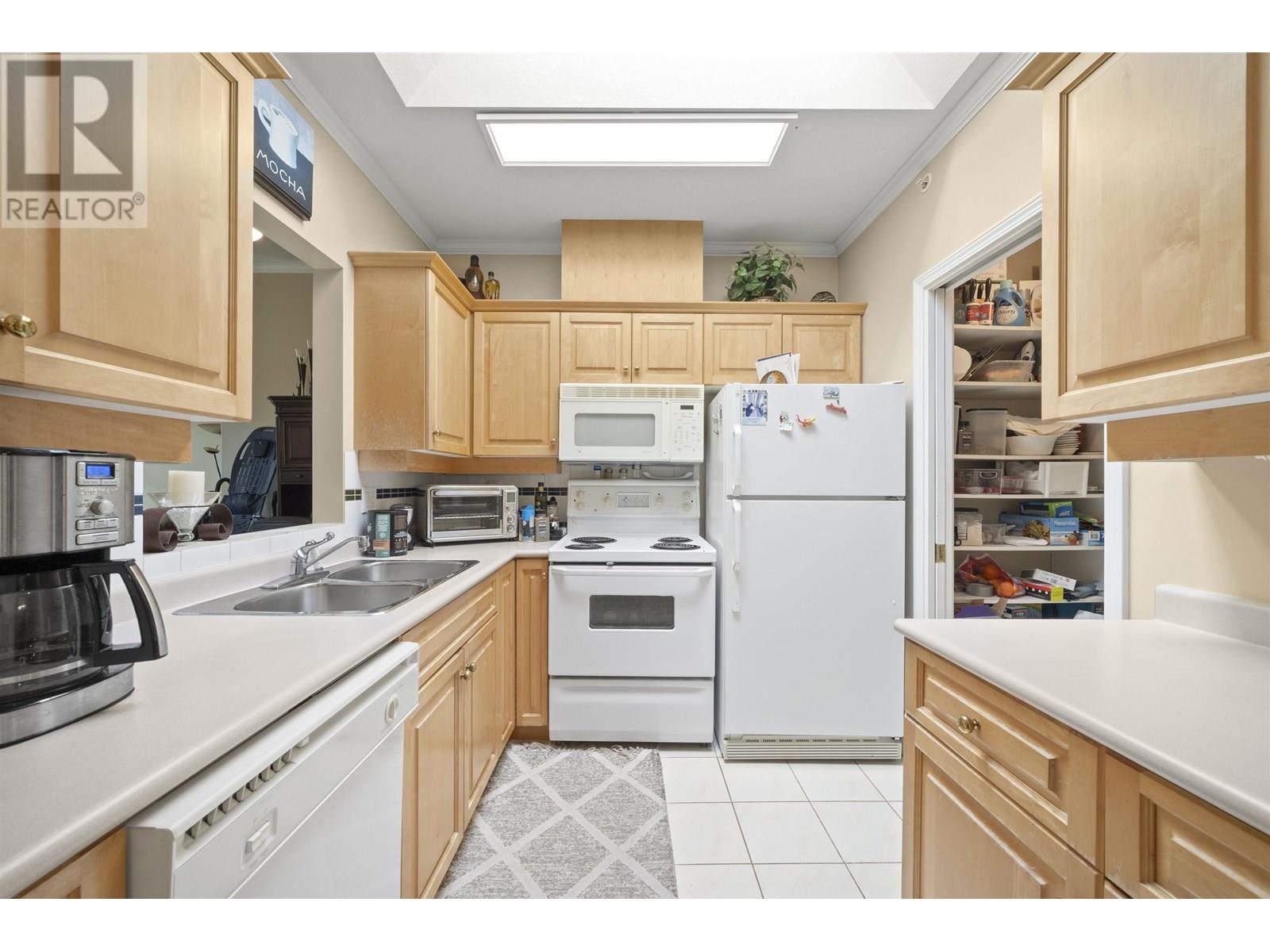 423 1185 Pacific Street, Coquitlam, British Columbia  V3B 7Z2 - Photo 8 - R3031323