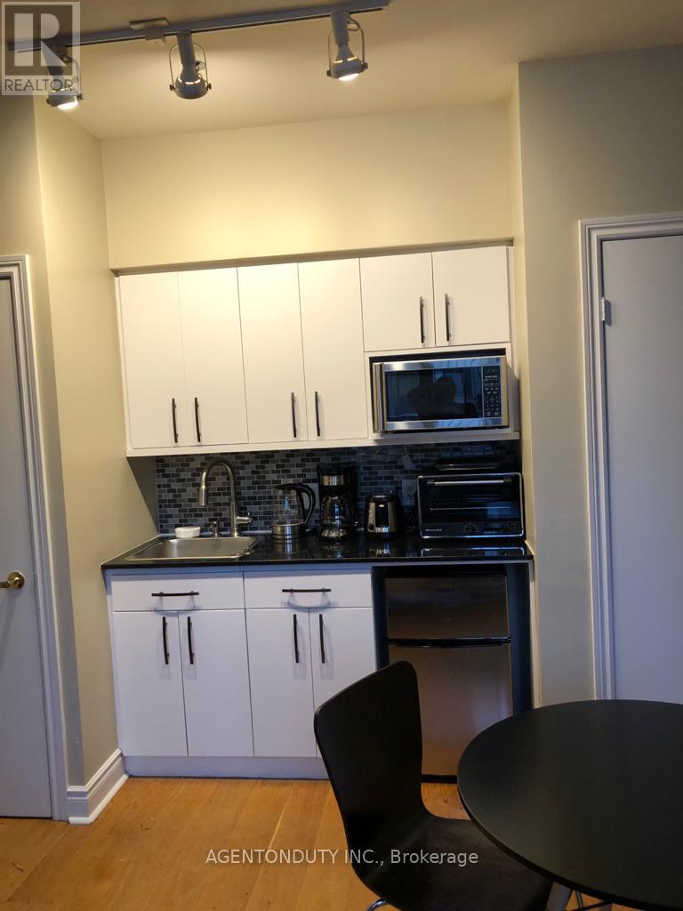 407 - 73 Richmond Street W, Toronto, Ontario  M5H 4E8 - Photo 7 - C12311636