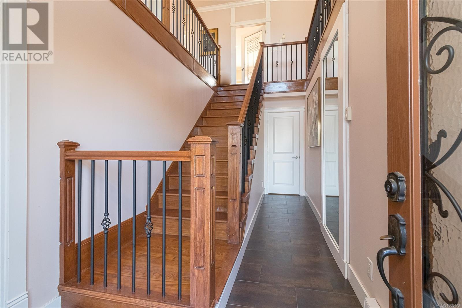 Property at 3161 Wascana St image 4