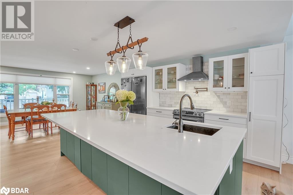 Property at 26 GRANVILLE Street image 3
