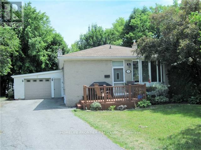 20 JOHNSON ROAD, Aurora, Ontario