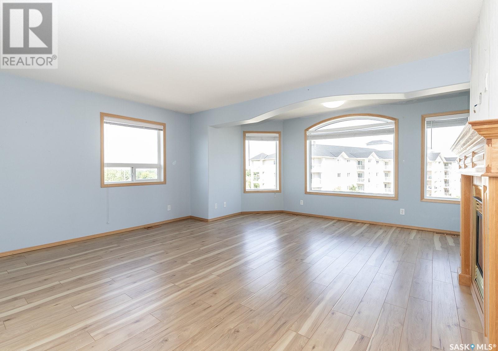 Property at 301 314 Nelson ROAD image 4