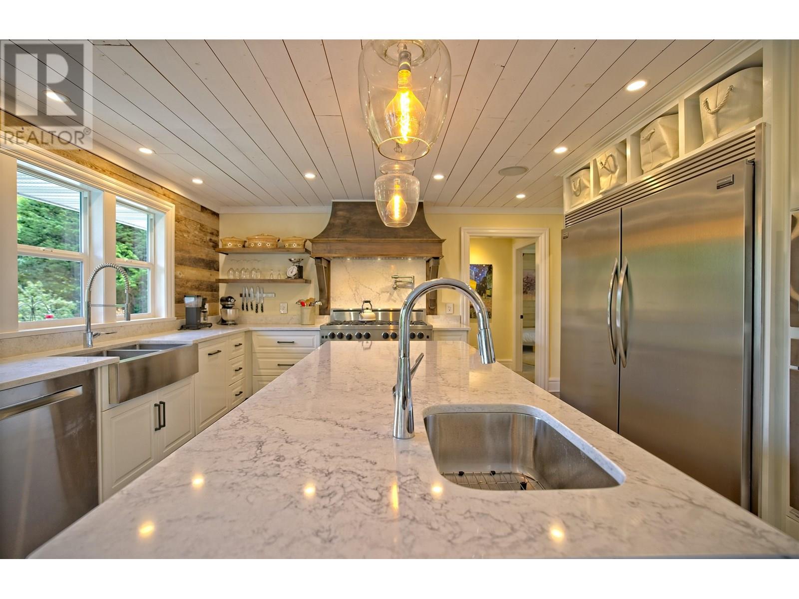 118 Douglas Road, Salt Spring Island, British Columbia  V8K 2J2 - Photo 11 - R3029516