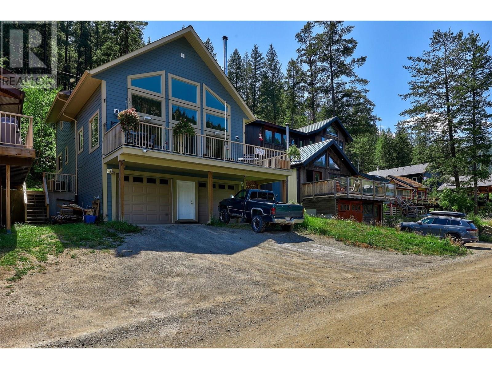 1848 Paul Lake Road, Kamloops, British Columbia  V2H 1N8 - Photo 2 - 10357528