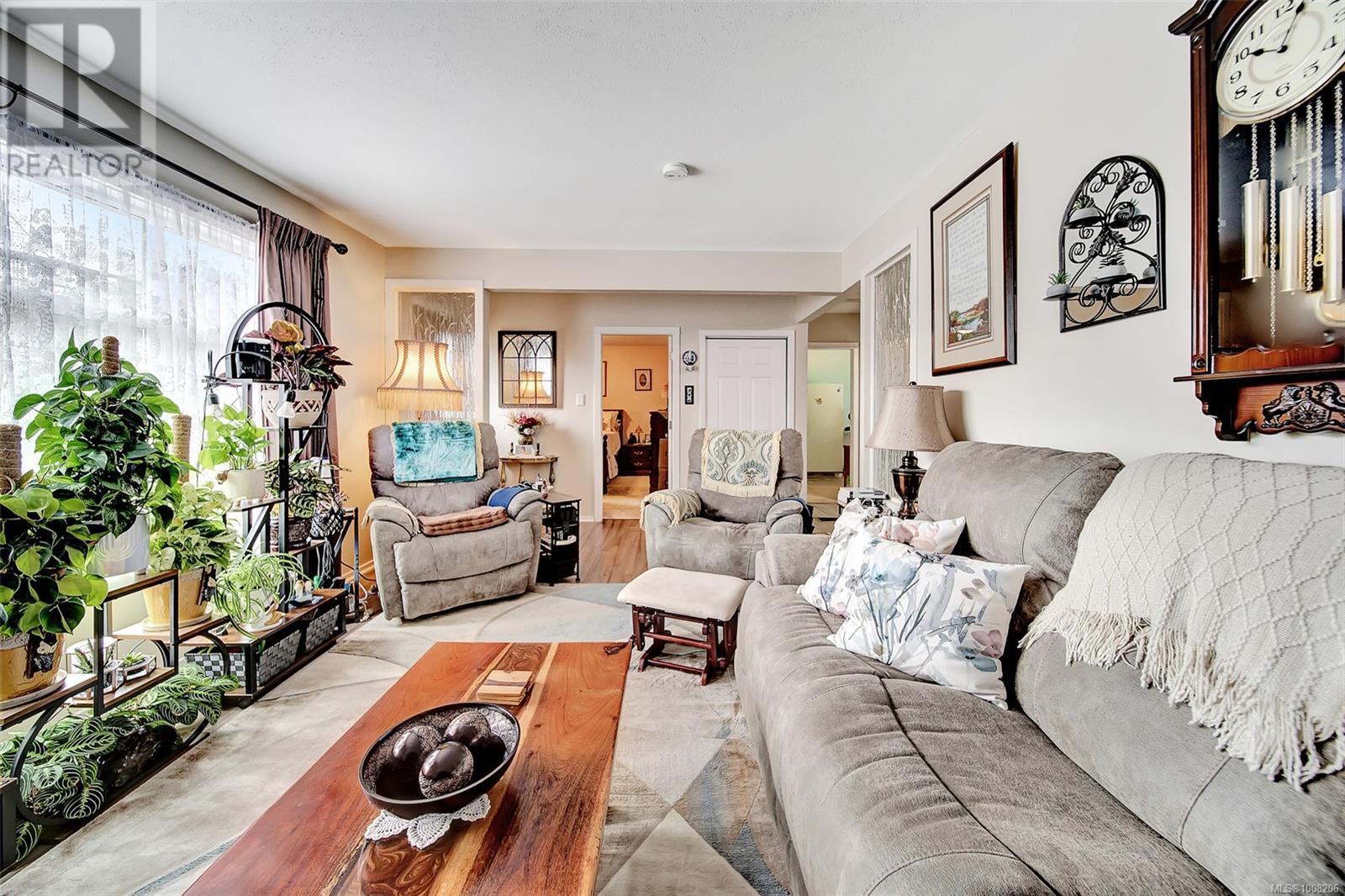 Property at 2892 Anderson Ave image 5