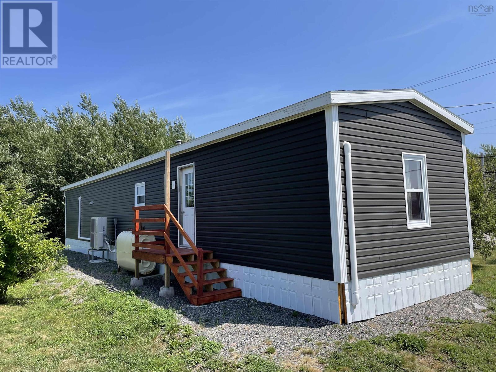 3739 New Waterford Highway, New Victoria, Nova Scotia  B1H 5B8 - Photo 7 - 202518947