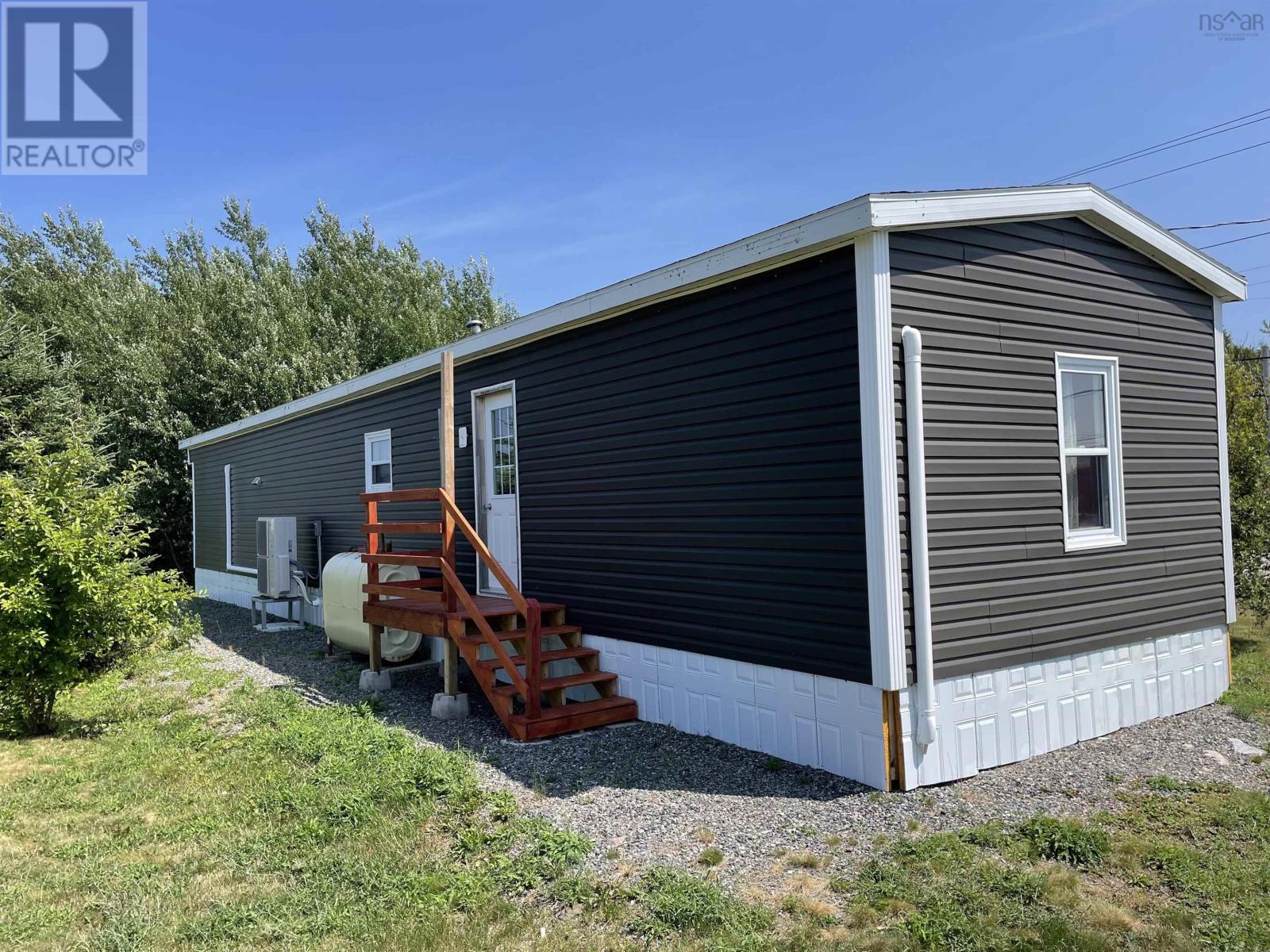 3739 New Waterford Highway, New Victoria, Nova Scotia  B1H 5B8 - Photo 6 - 202518947