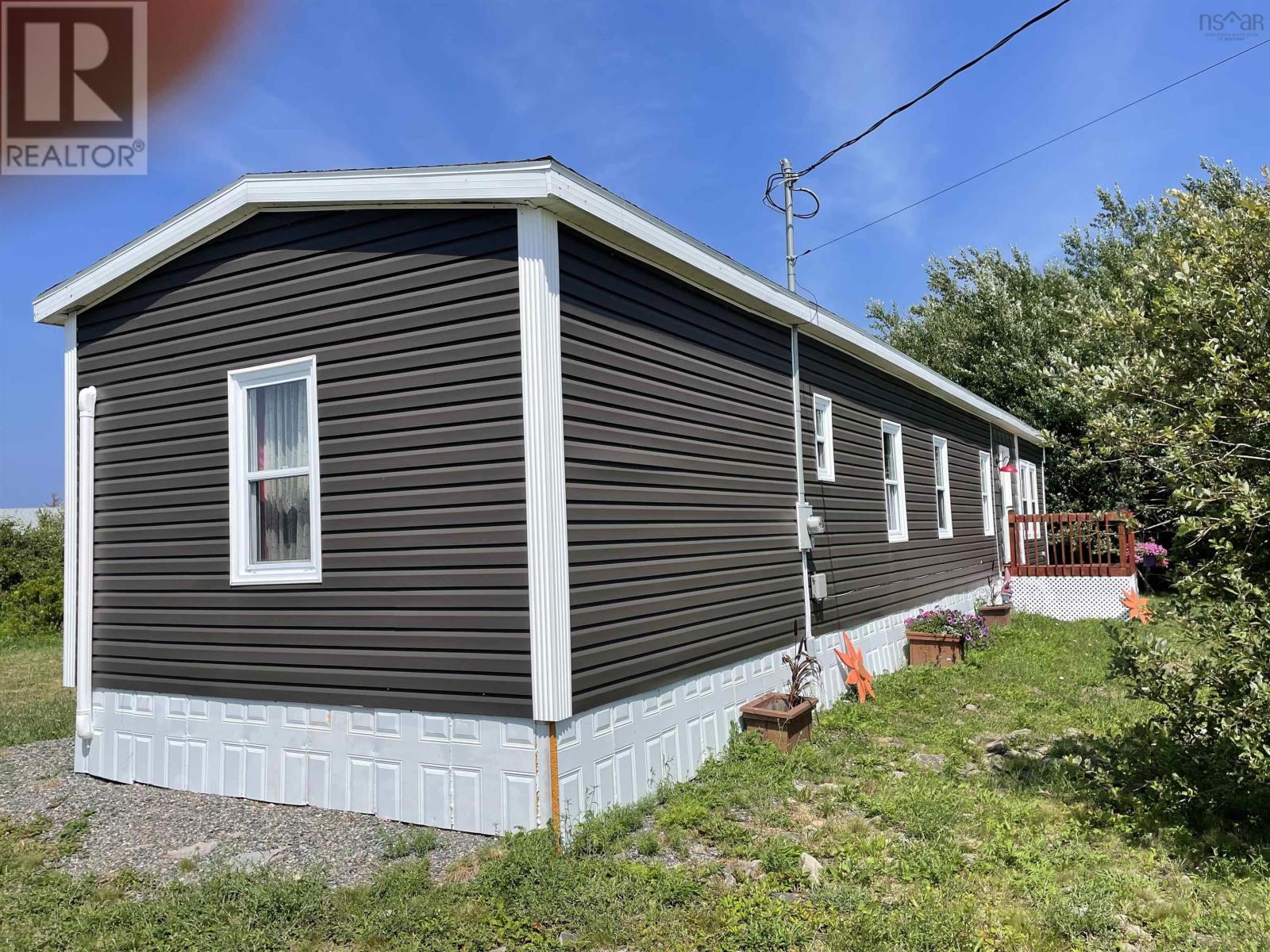 3739 New Waterford Highway, New Victoria, Nova Scotia  B1H 5B8 - Photo 9 - 202518947