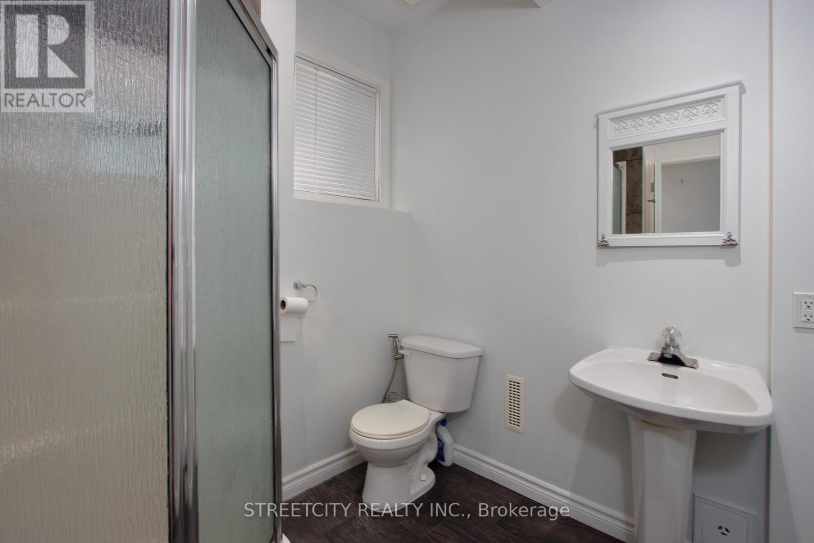 1036 Marigold Street Ne, London North, Ontario  N5X 4N9 - Photo 16 - X12308597