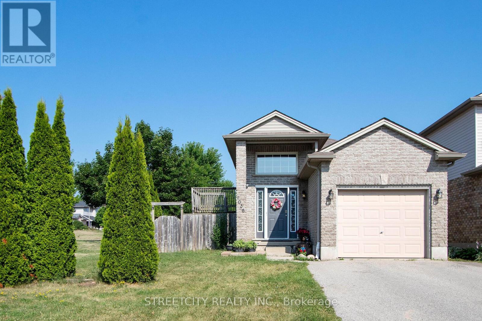 1036 Marigold Street Ne, London North, Ontario  N5X 4N9 - Photo 2 - X12308597