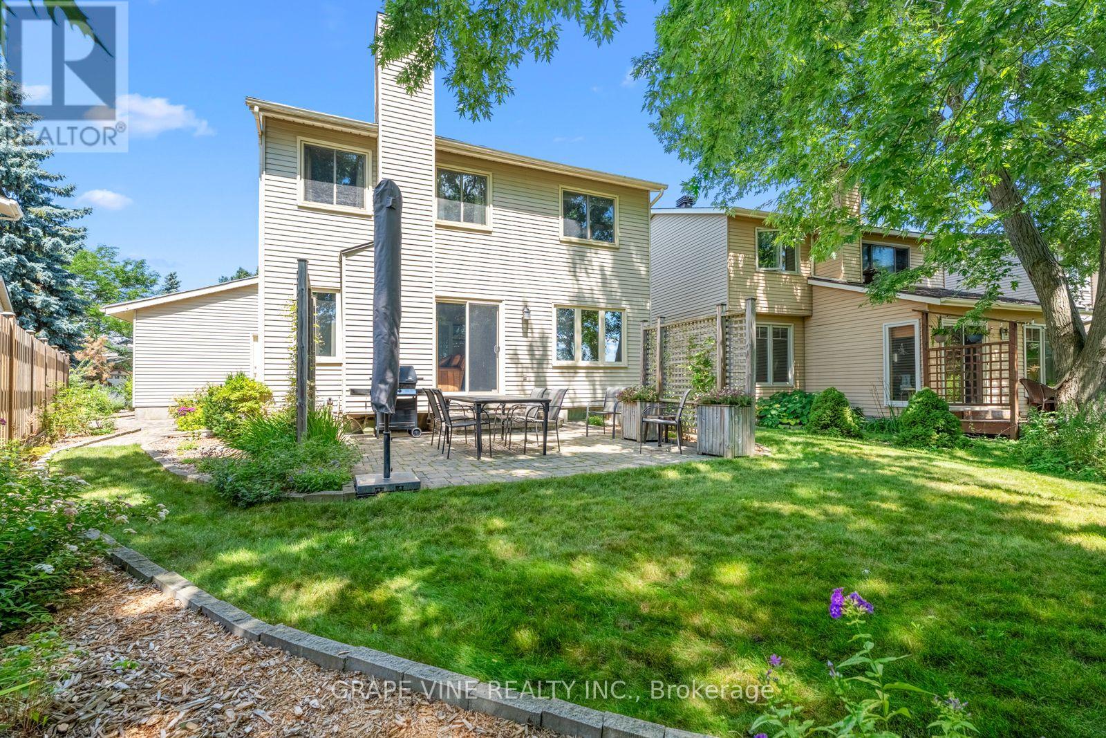 34 Four Seasons Drive, Ottawa, Ontario  K2E 7P8 - Photo 26 - X12311686