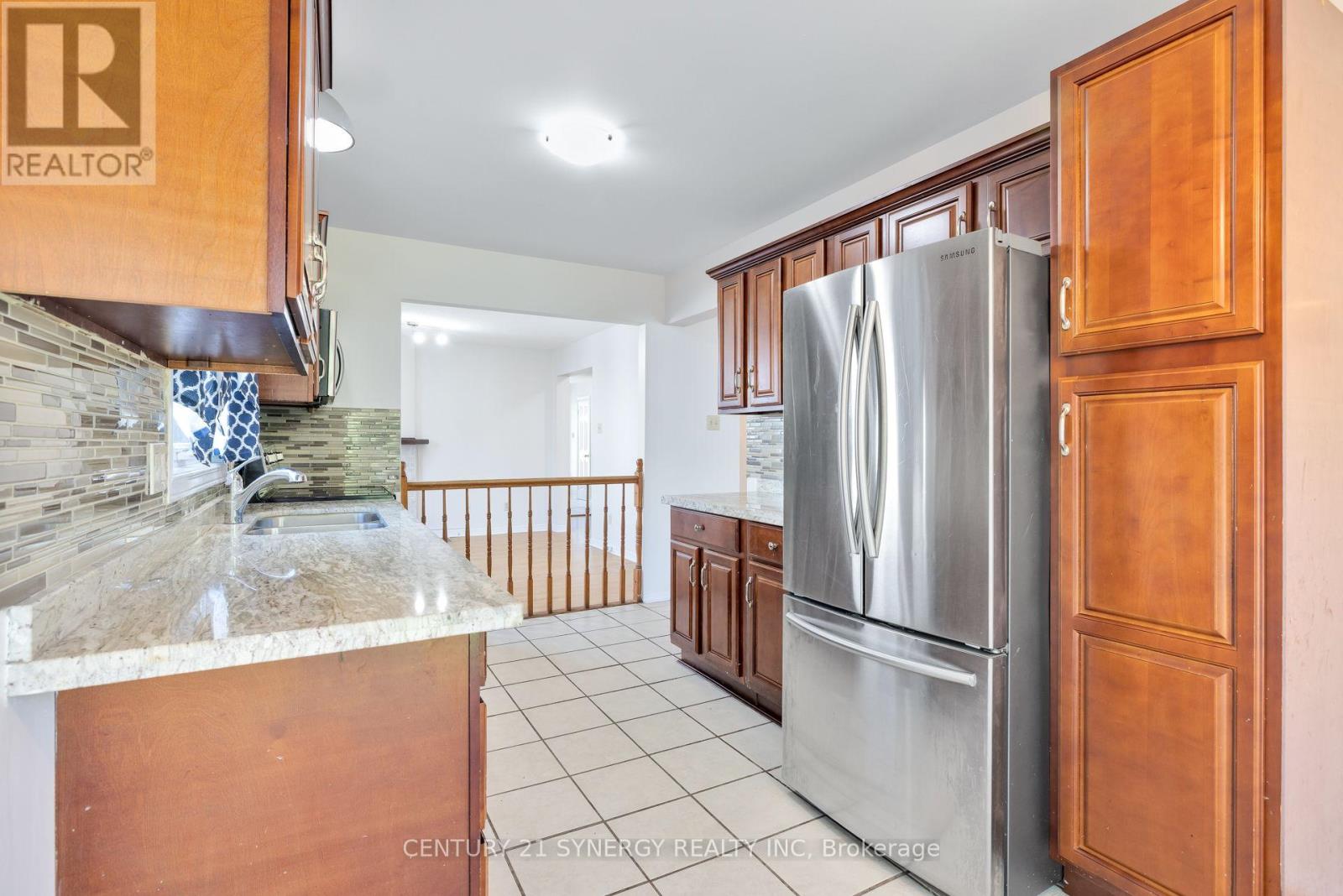 861 Karsh Drive, Ottawa, Ontario  K1G 4T9 - Photo 15 - X12311699