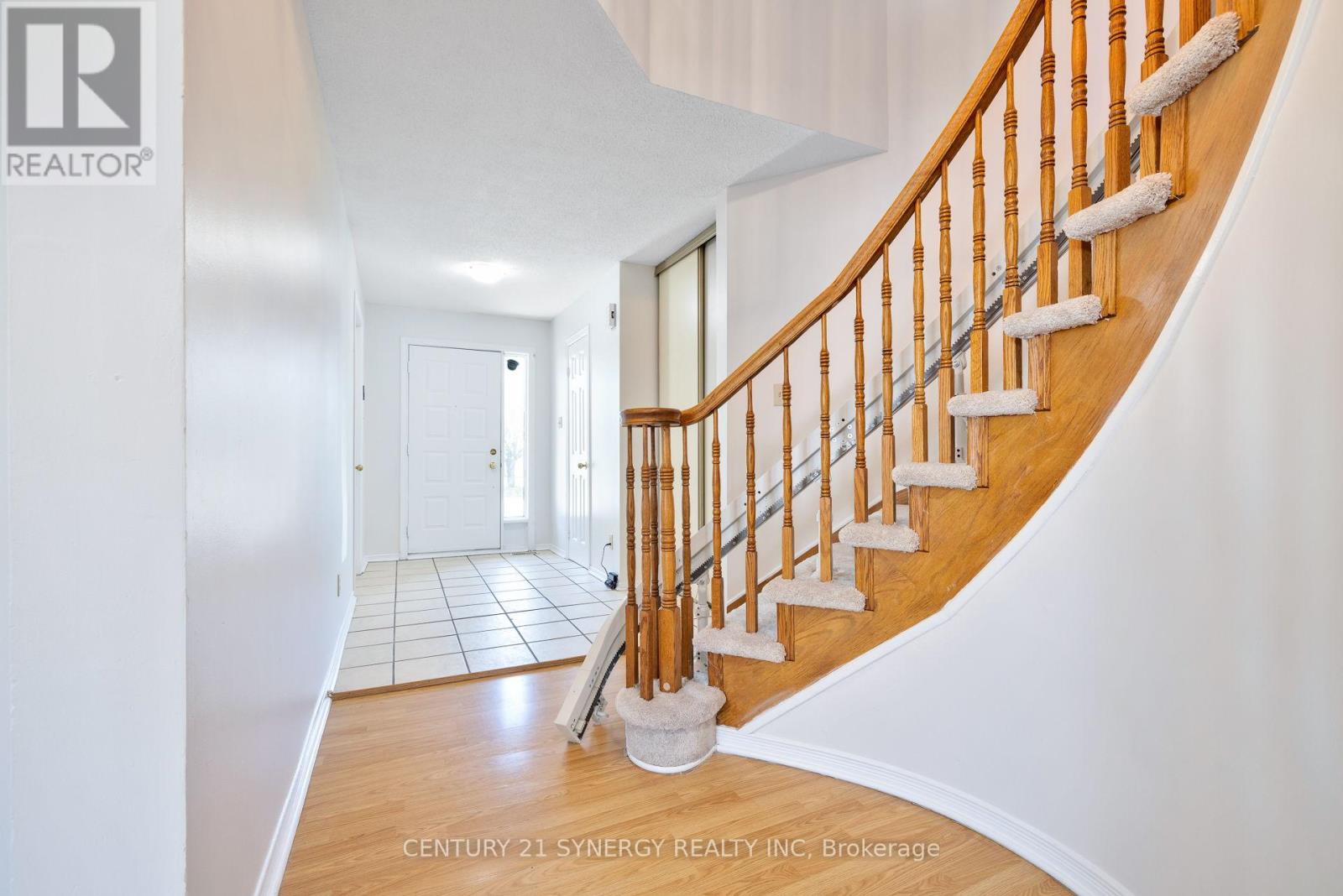 861 Karsh Drive, Ottawa, Ontario  K1G 4T9 - Photo 16 - X12311699