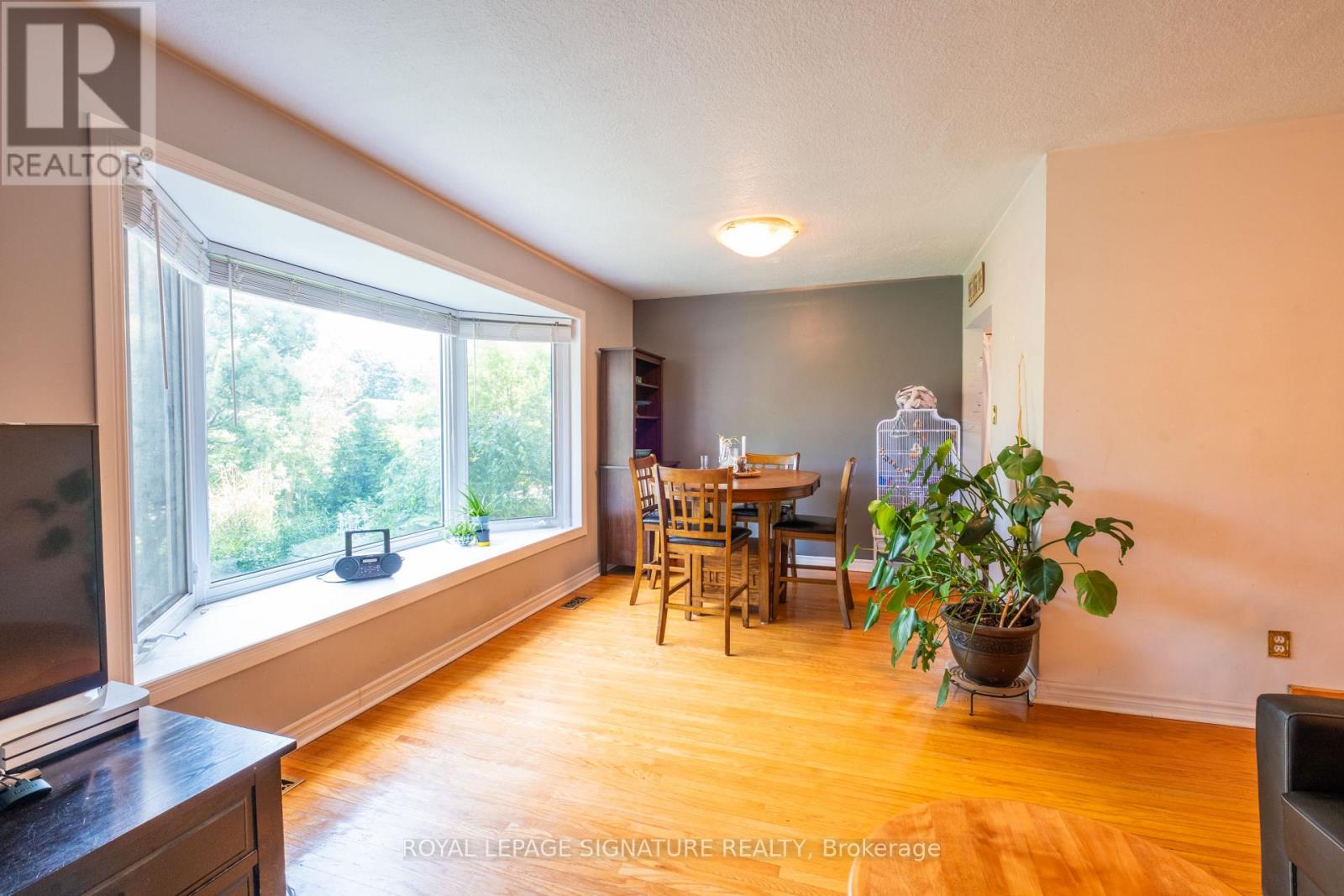 Property at 82 ROSEFORD TERRACE image 5