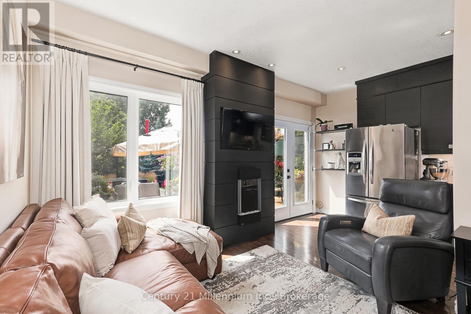 14 Thomas Drive, Collingwood, Ontario L9Y 0A6 - Photo 17 - S12311659