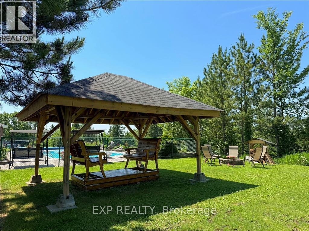 33 Dubeau Street, West Nipissing (Verner), Ontario  P0H 2M0 - Photo 10 - X12311650