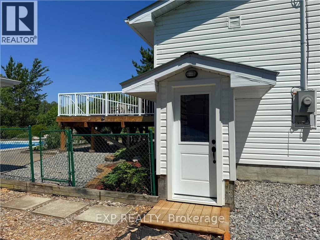 33 Dubeau Street, West Nipissing (Verner), Ontario  P0H 2M0 - Photo 16 - X12311650