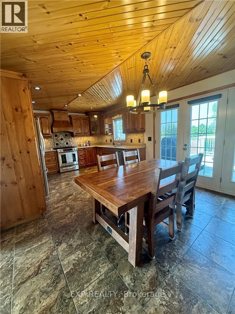 33 Dubeau Street, West Nipissing (Verner), Ontario  P0H 2M0 - Photo 35 - X12311650