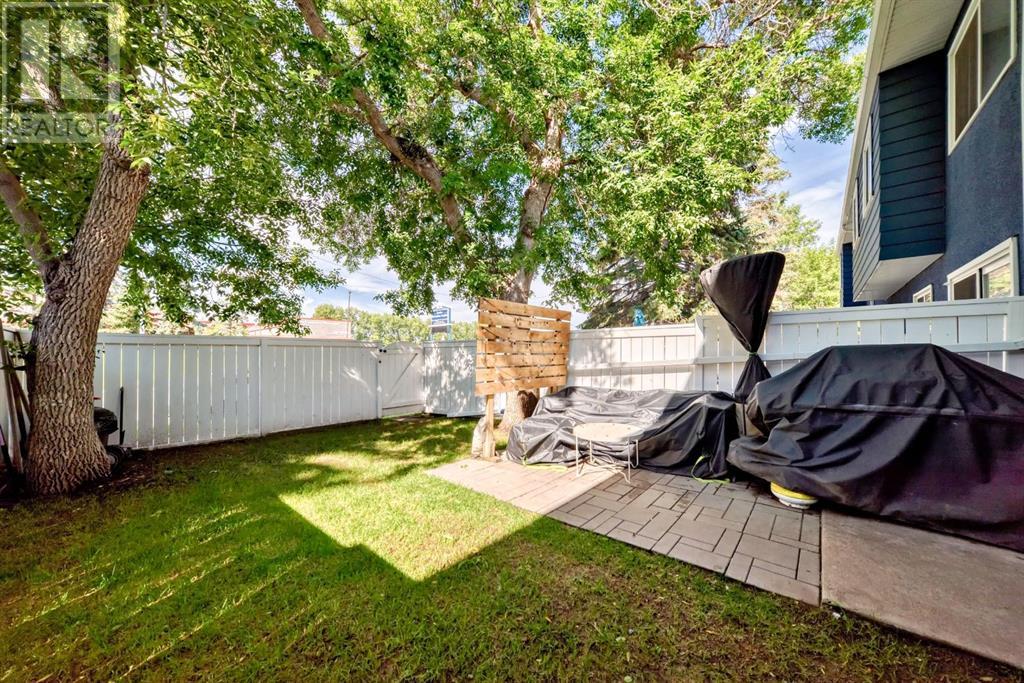 Property at 36, 251 90 Avenue SE image 3
