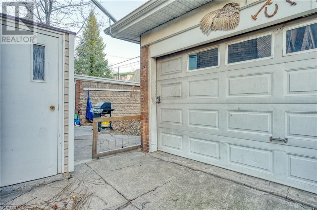 Property at 93 BARNESDALE Boulevard image 5