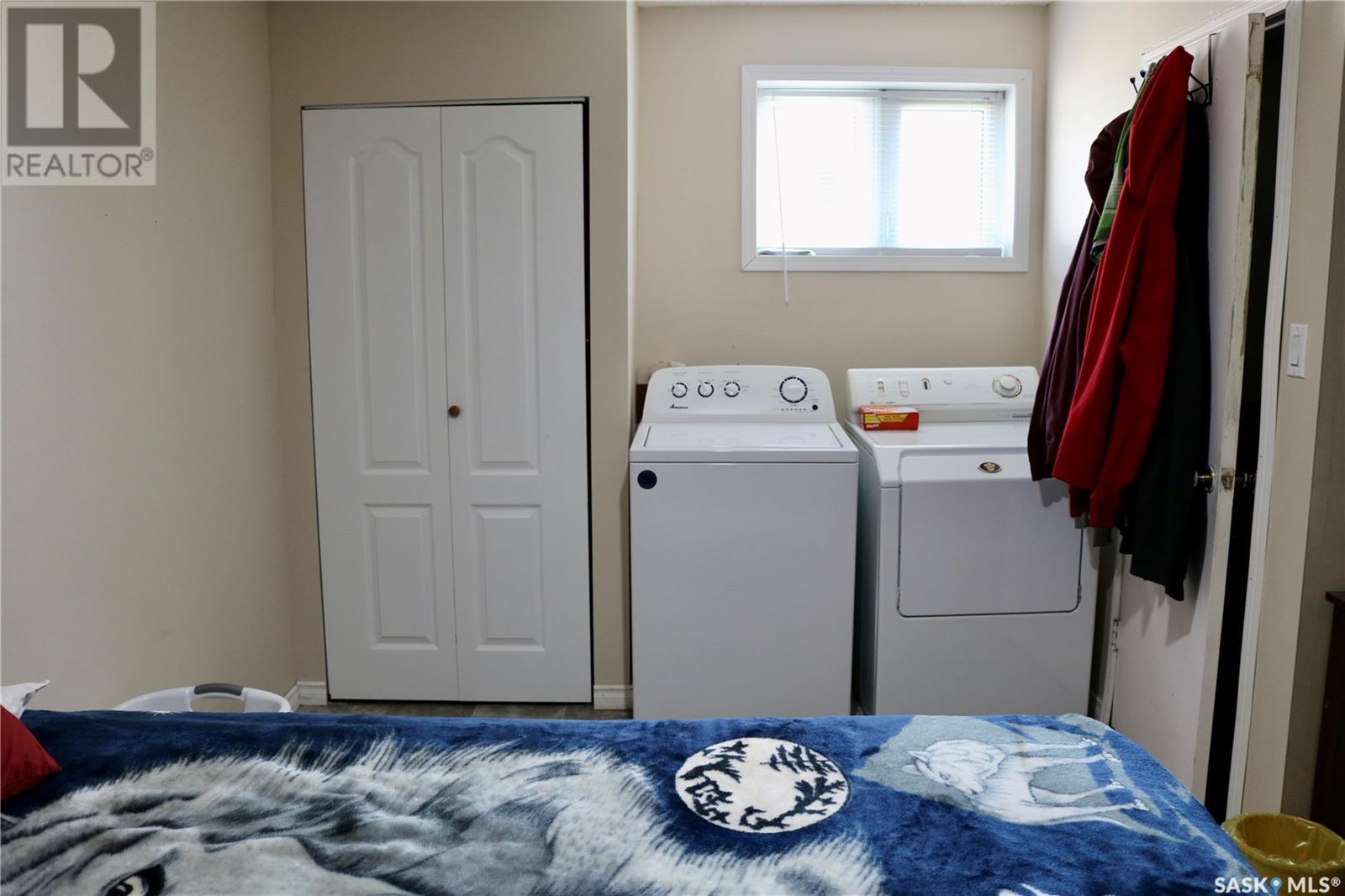 704 Ogilvie Street, Moosomin, Saskatchewan  S0G 3N0 - Photo 18 - SK014001