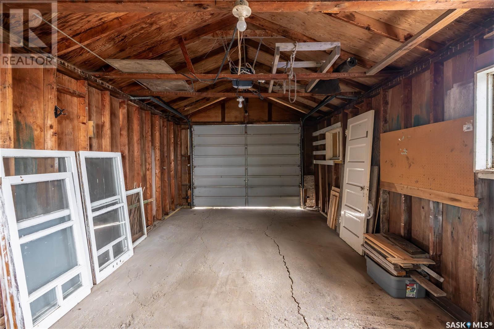 1942 Elphinstone Street, Regina, Saskatchewan  S4T 3N2 - Photo 36 - SK013971