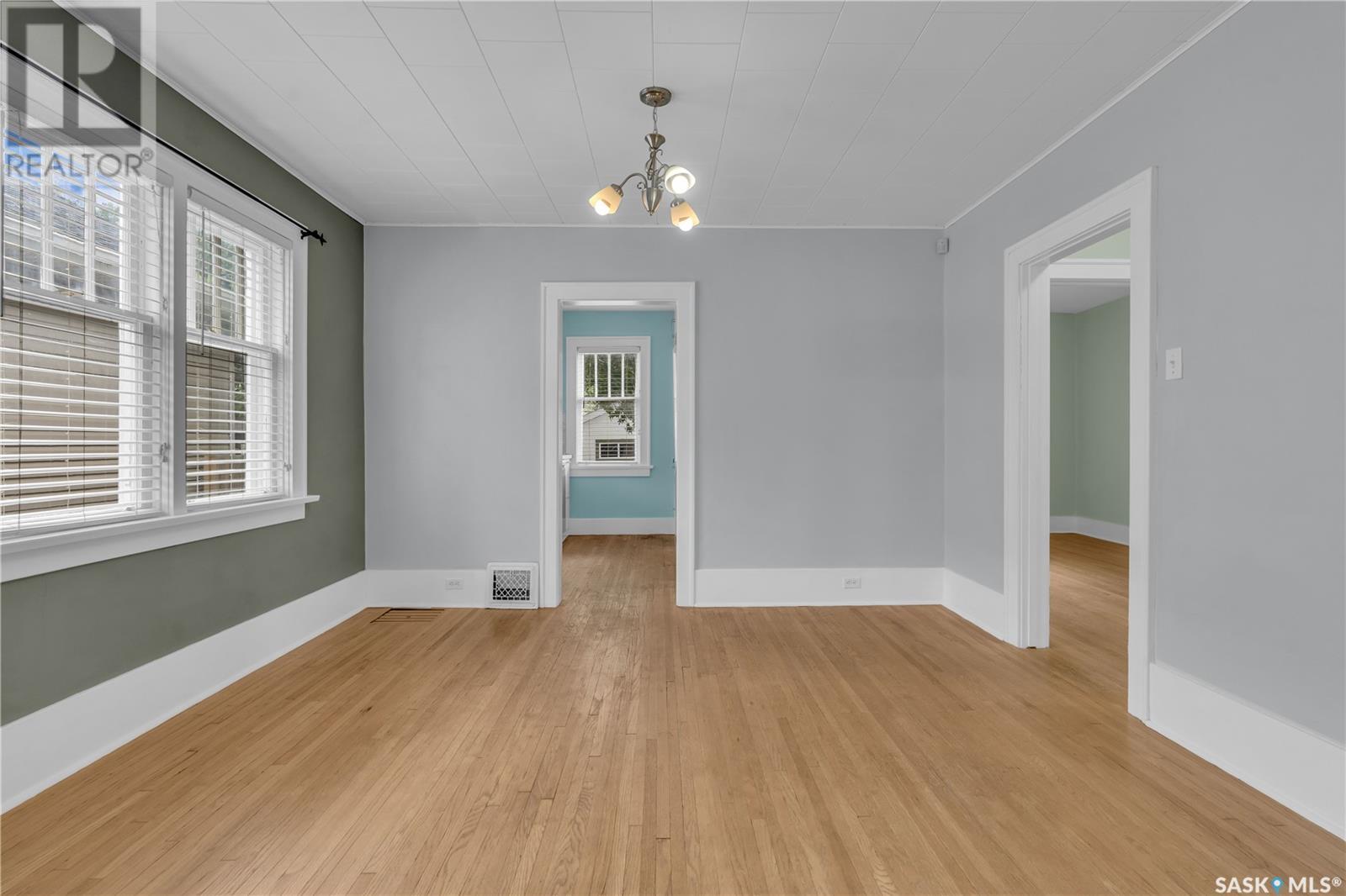 1942 Elphinstone Street, Regina, Saskatchewan  S4T 3N2 - Photo 9 - SK013971