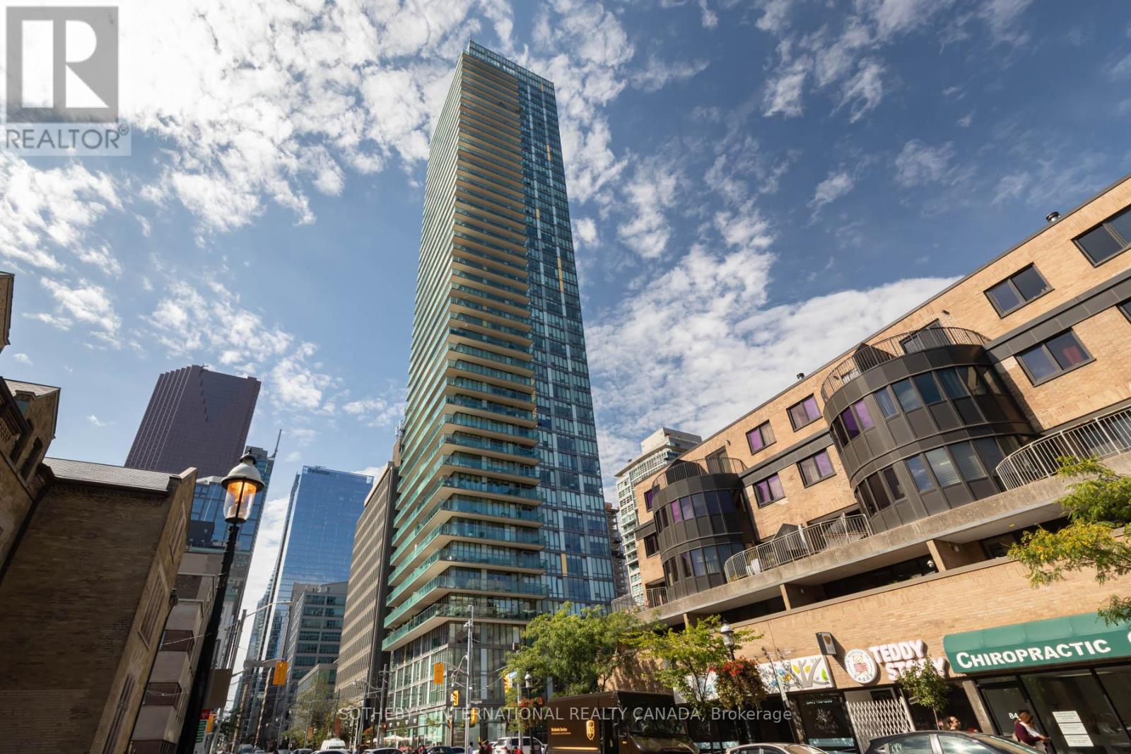 609 - 33 Lombard Street, Toronto, Ontario  M5C 3H8 - Photo 1 - C12311679