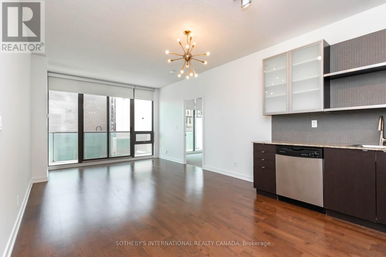 609 - 33 Lombard Street, Toronto, Ontario  M5C 3H8 - Photo 2 - C12311679